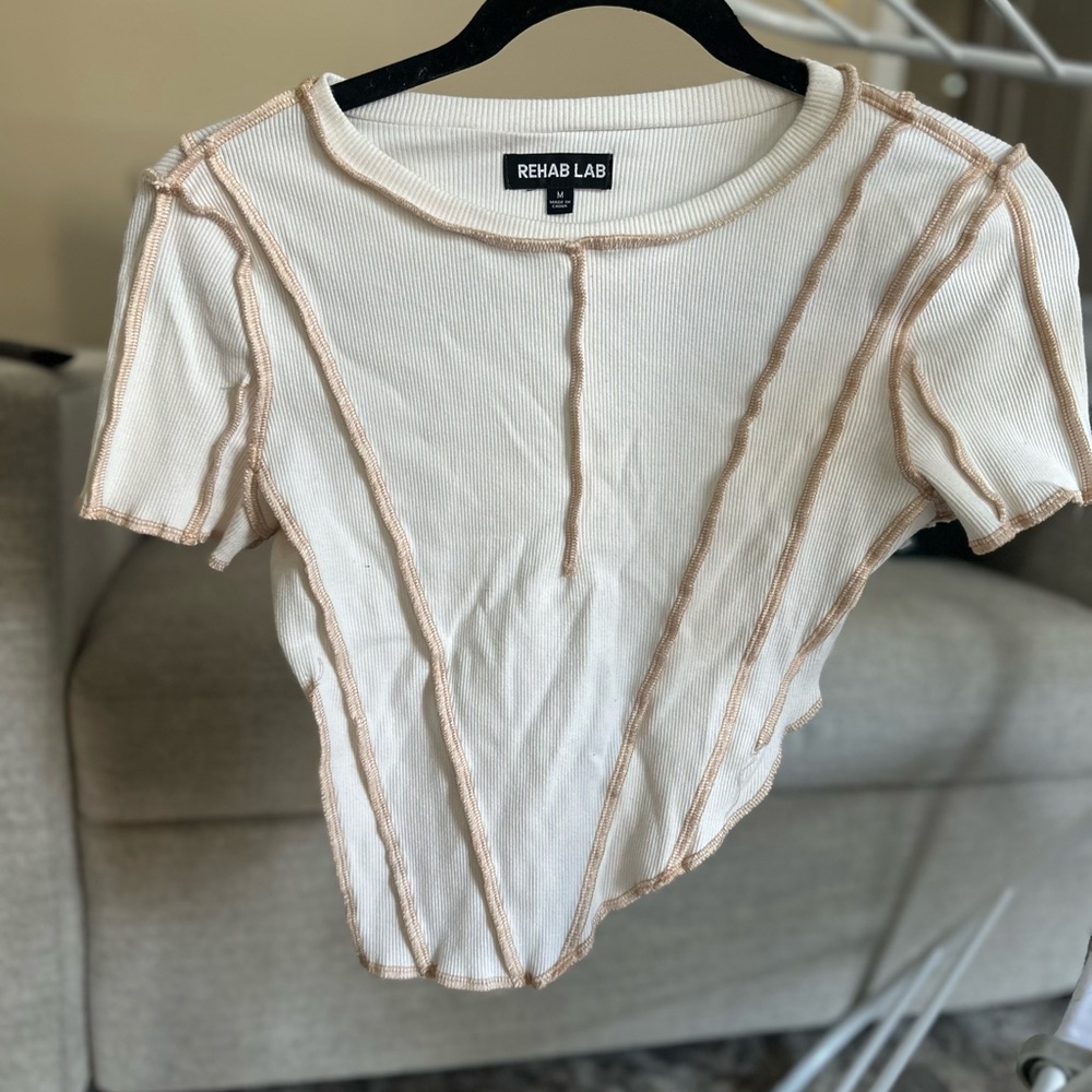 Rehab Lab Women's Cream and Tan Short Sleeve Tee